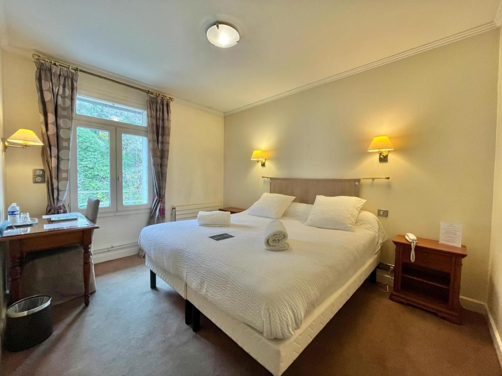 Logis Hotel Le Rivage 지엔 외부 사진