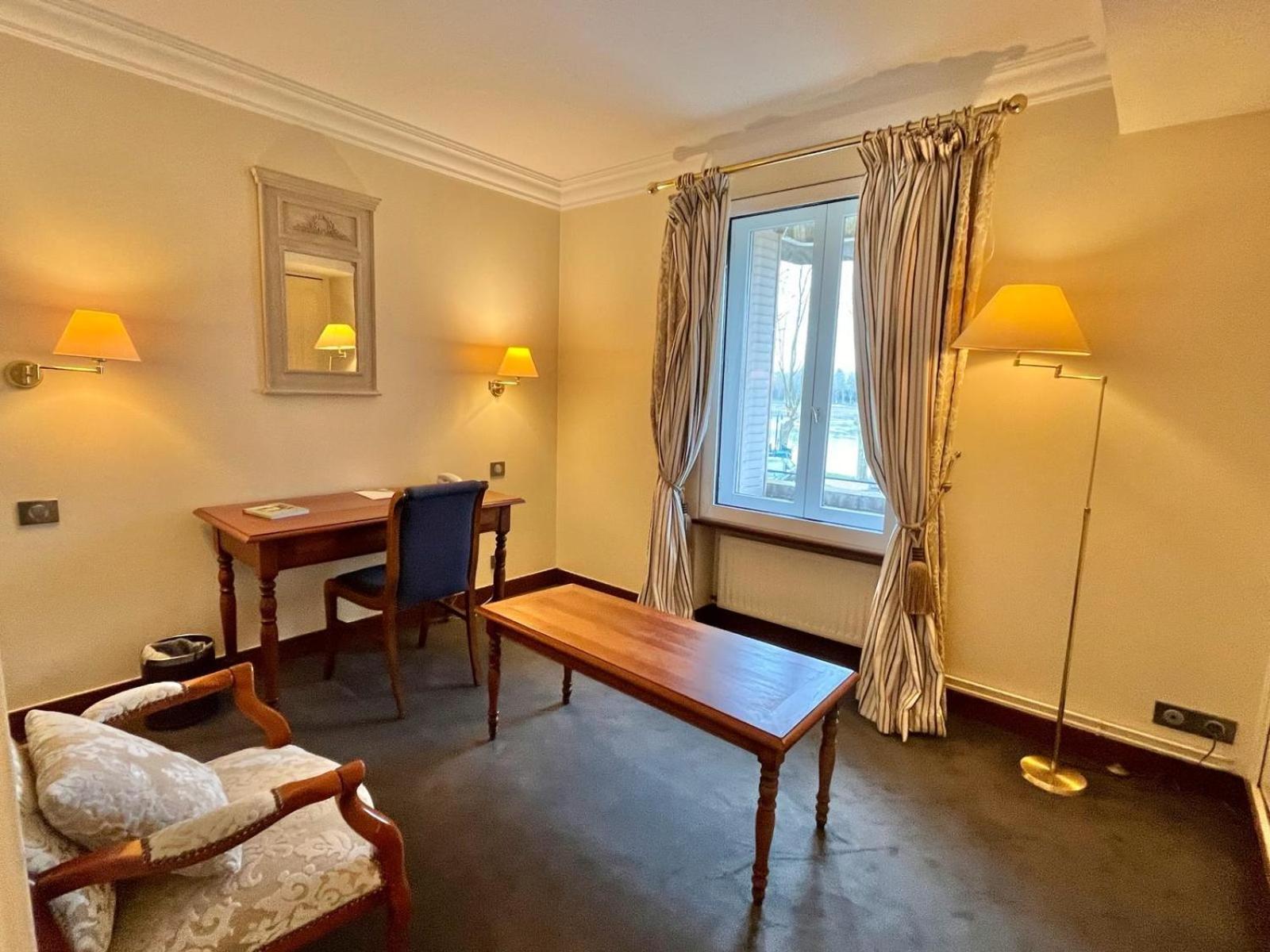 Logis Hotel Le Rivage 지엔 외부 사진