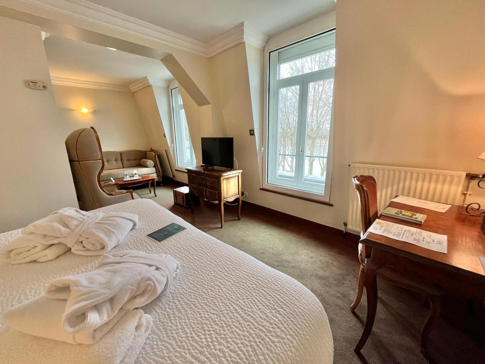Logis Hotel Le Rivage 지엔 외부 사진