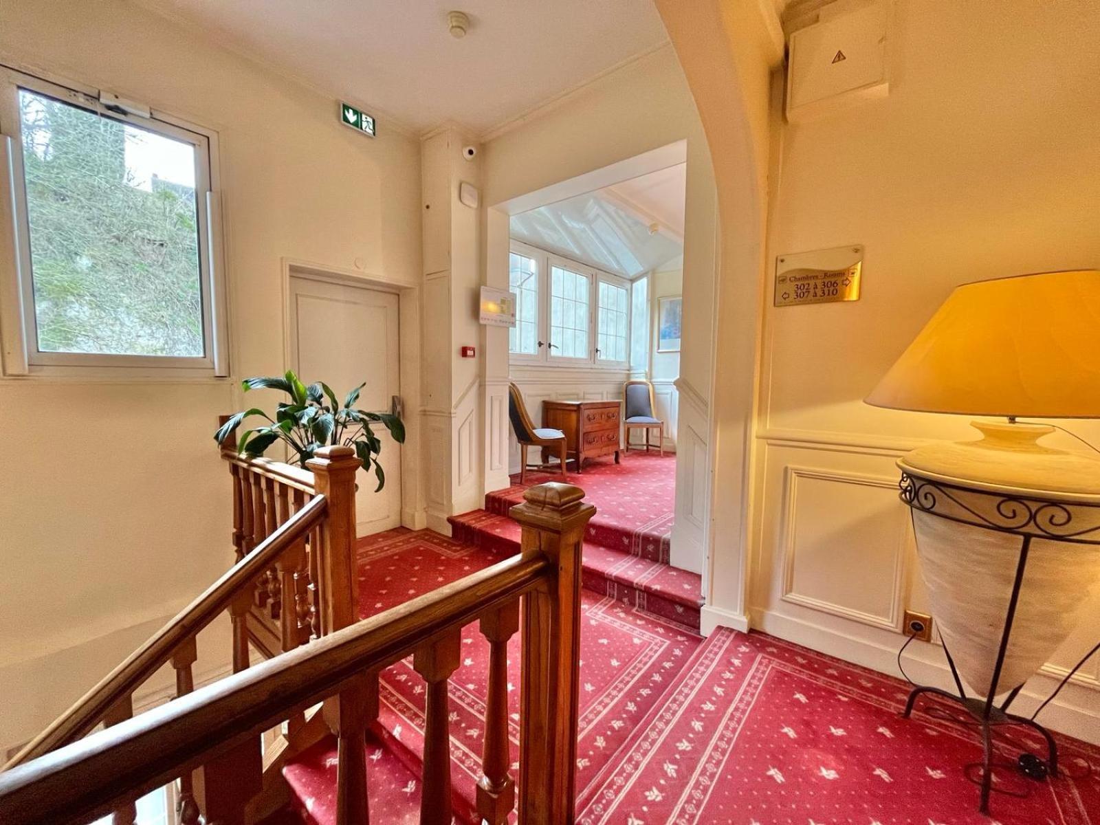 Logis Hotel Le Rivage 지엔 외부 사진