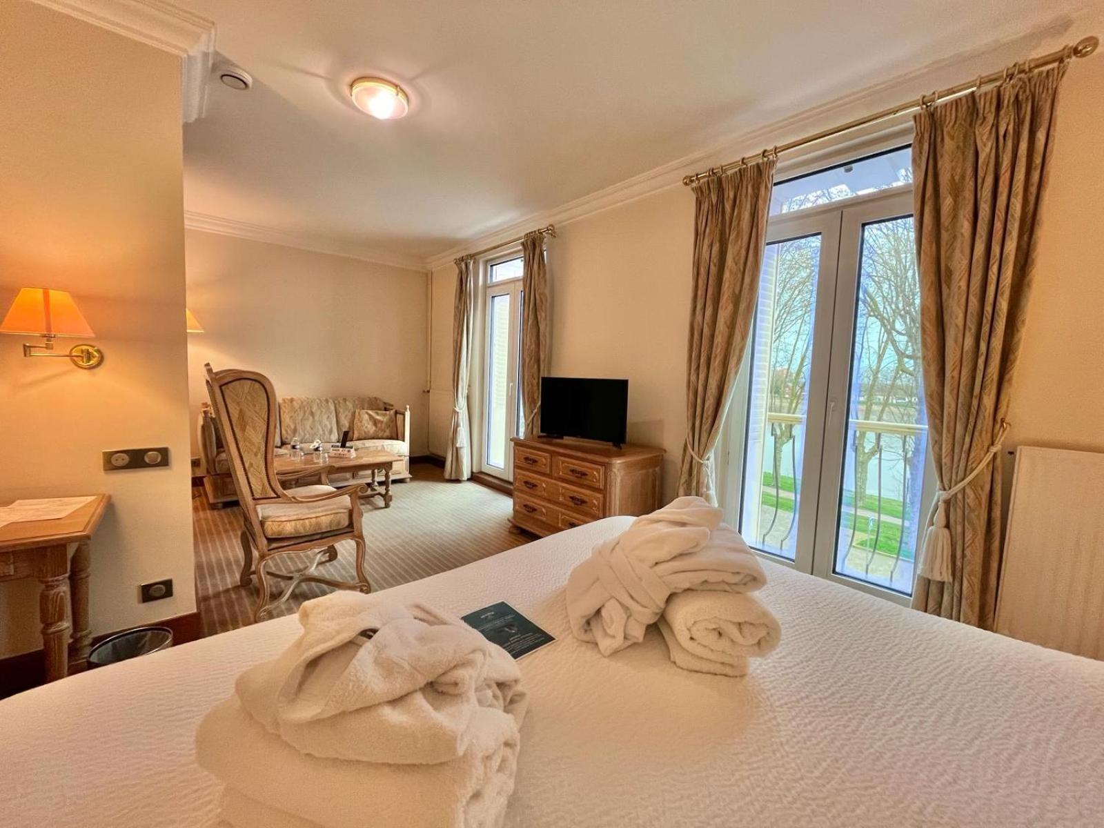 Logis Hotel Le Rivage 지엔 외부 사진