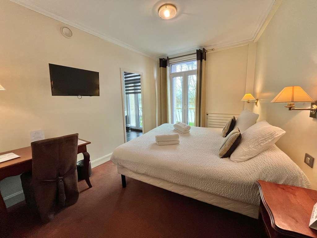 Logis Hotel Le Rivage 지엔 객실 사진