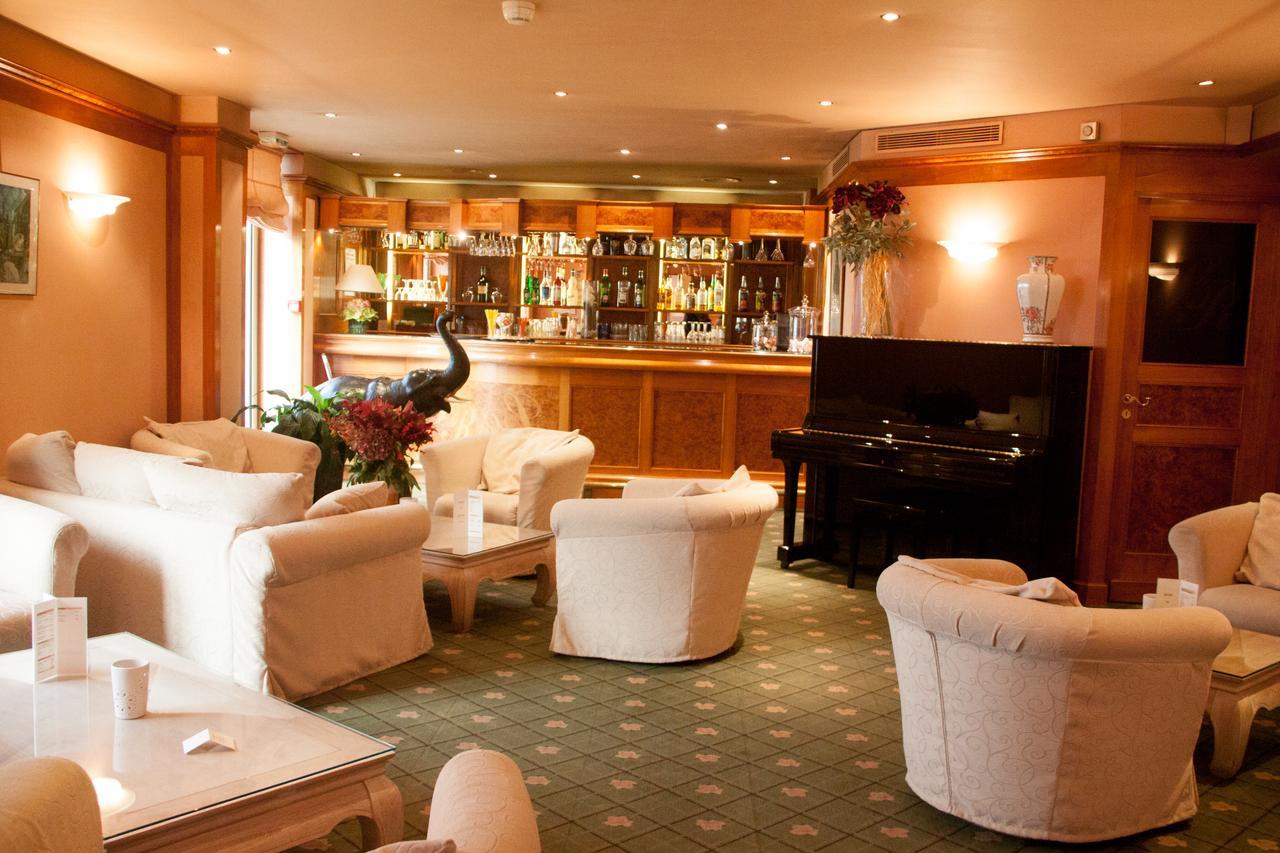 Logis Hotel Le Rivage 지엔 외부 사진
